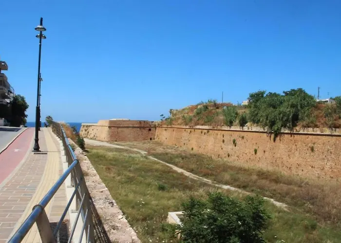 Daphne's House Families Only