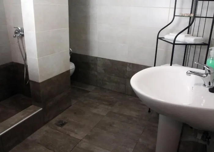 Daphne's House Families Only Lägenhet