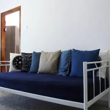 Daphne's House Families Only * Chania (Crete)